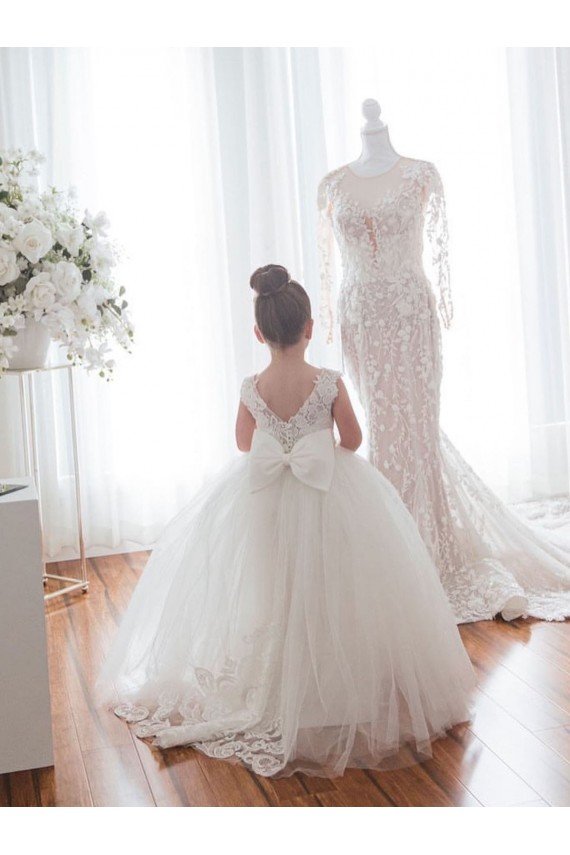 Ivory Ball Gown Chapel Train Sleeveless Flower Girl Dress Essex